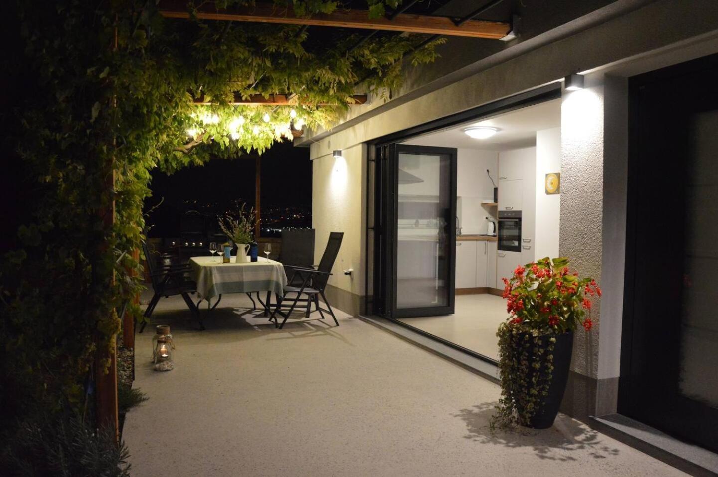 Casa Miranda - Family Comfort In A Quiet Area, Near The Sea, With Bbq And Free Parking Zgornje Skofije Eksteriør bilde