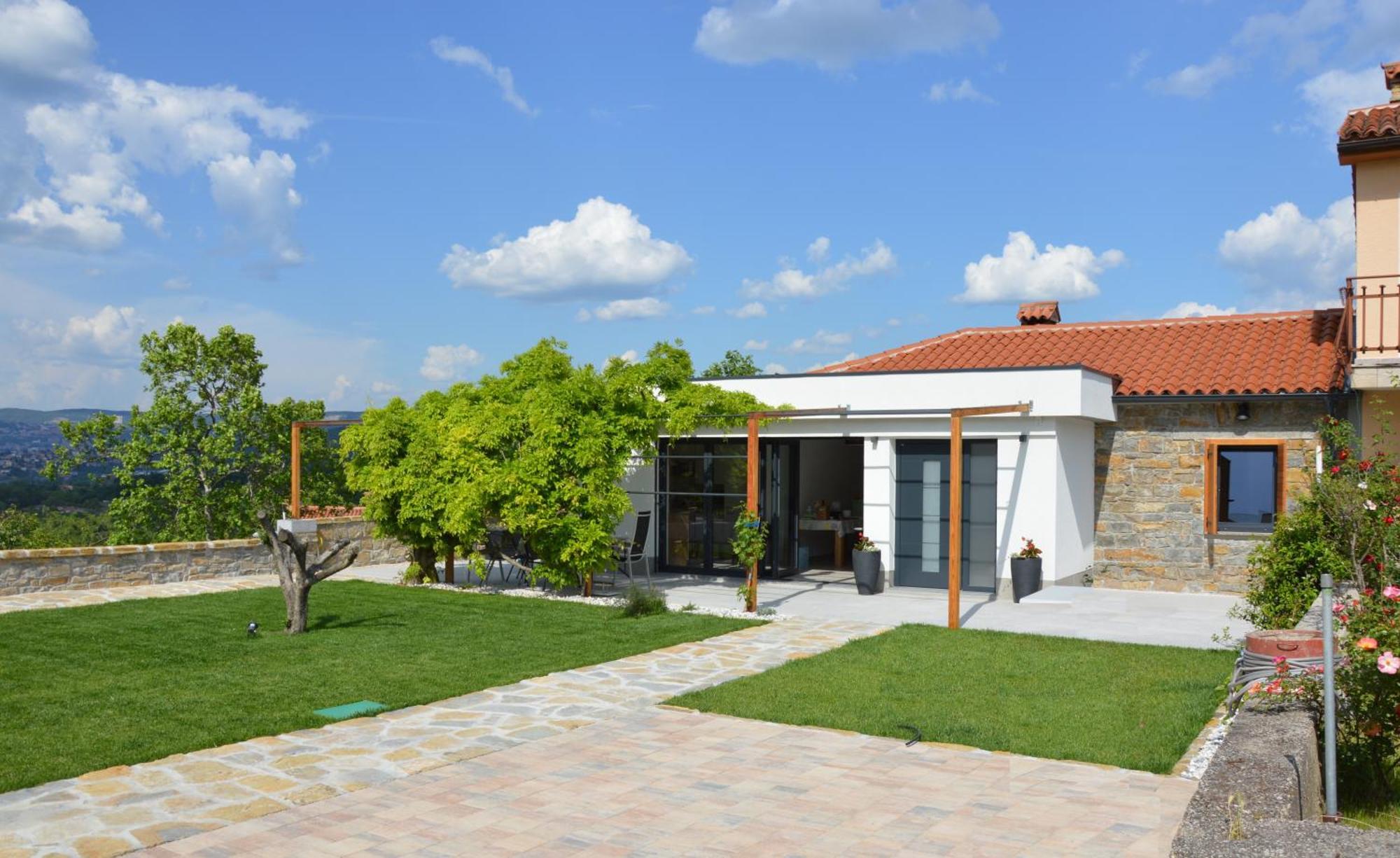 Casa Miranda - Family Comfort In A Quiet Area, Near The Sea, With Bbq And Free Parking Zgornje Skofije Eksteriør bilde